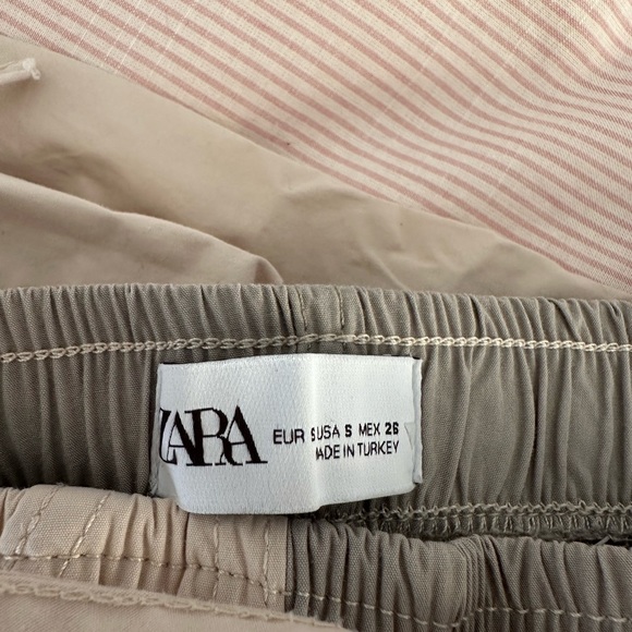 Zara parachute pants - Picture 2 of 3